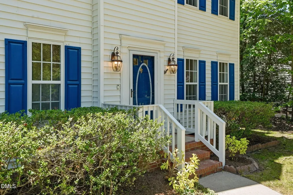3612 Dewing Drive Raleigh NC 27616