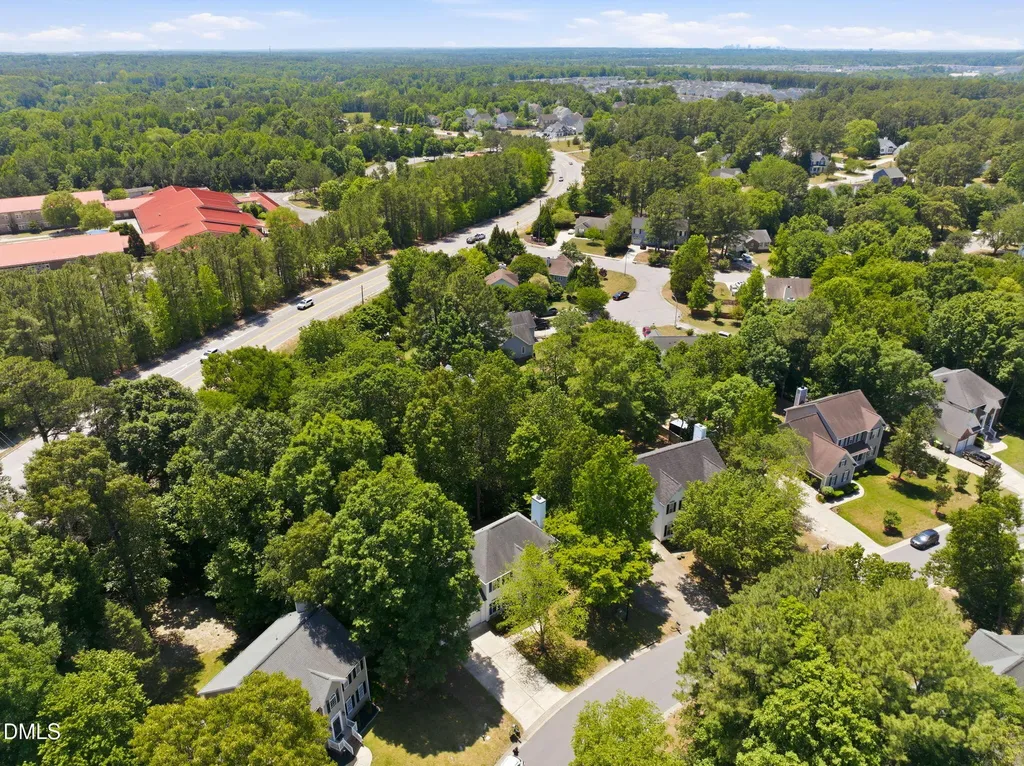 3612 Dewing Drive Raleigh NC 27616