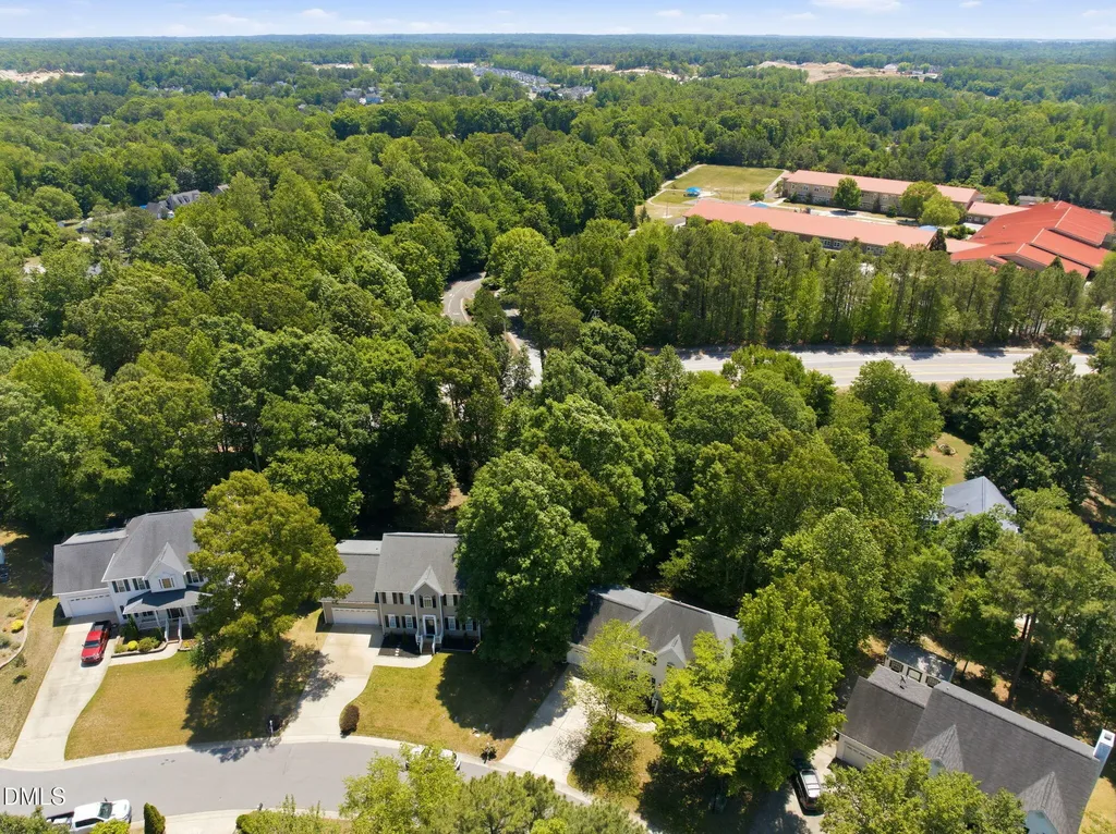 3612 Dewing Drive Raleigh NC 27616