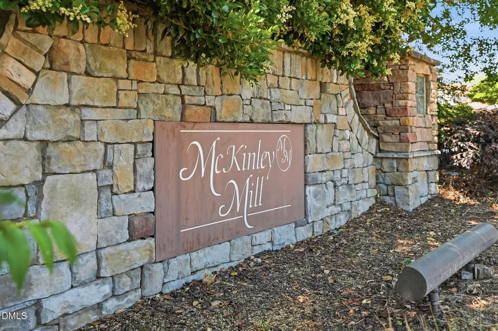 3612 Dewing Drive Raleigh NC 27616