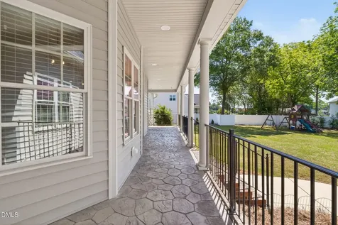 514 S Lincoln Street Benson NC 27504