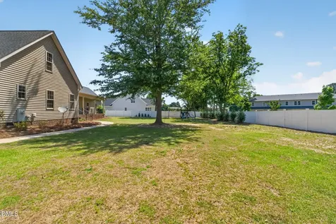 514 S Lincoln Street Benson NC 27504