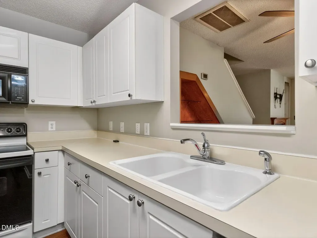 5706 Osprey Cove Drive Raleigh NC 27604