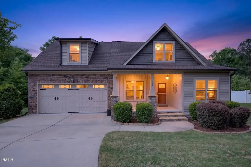 134 Chippenham Court Clayton NC 27520
