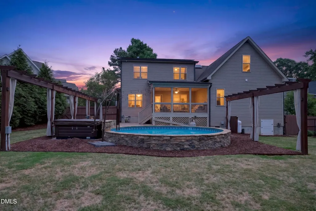 134 Chippenham Court Clayton NC 27520