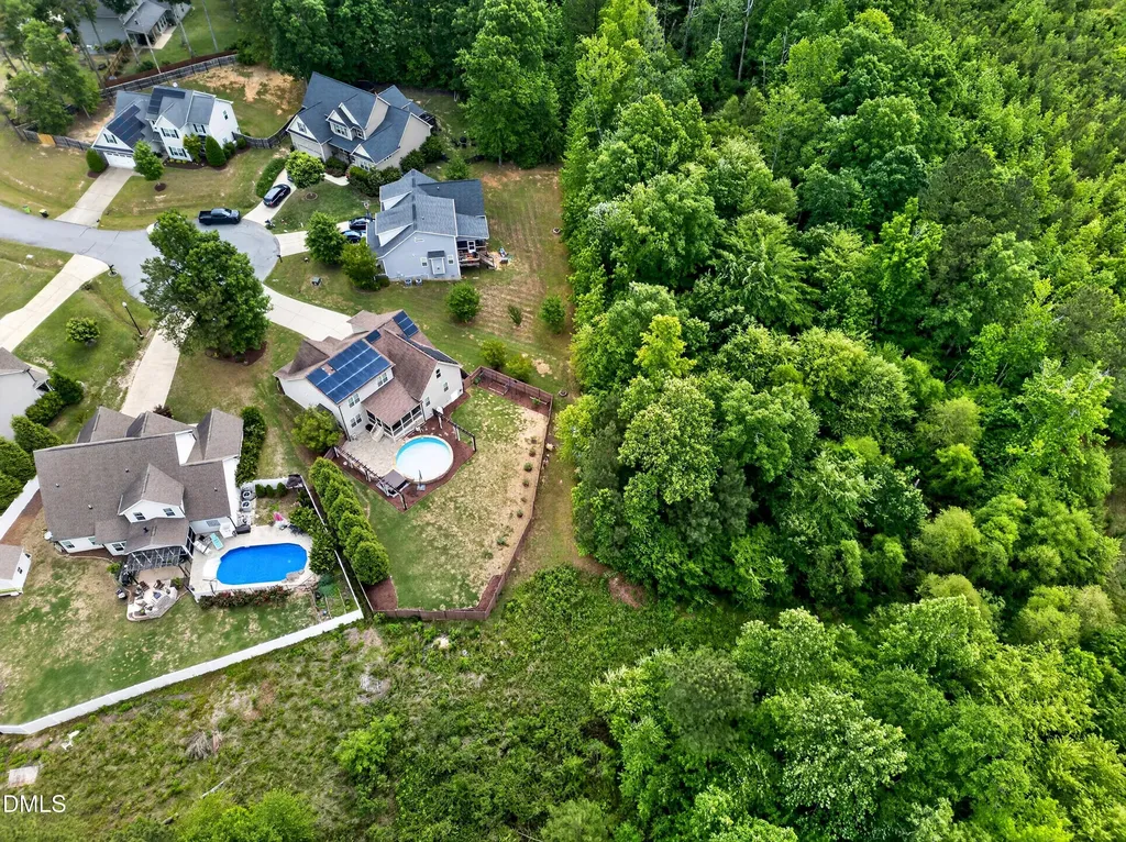 134 Chippenham Court Clayton NC 27520