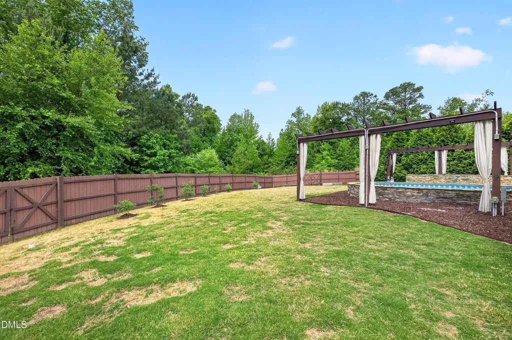 134 Chippenham Court Clayton NC 27520