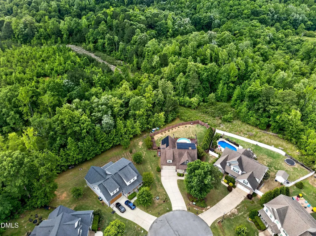 134 Chippenham Court Clayton NC 27520