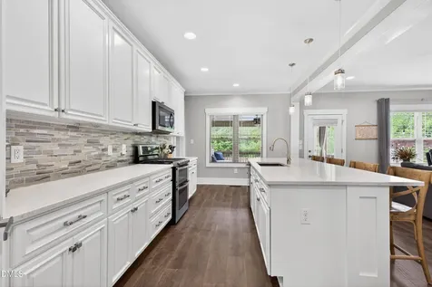 134 Chippenham Court Clayton NC 27520