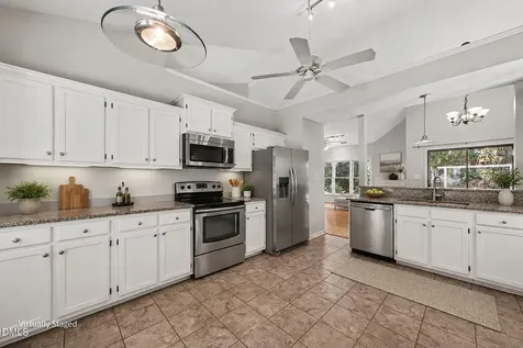 12104 Queensbridge Court Raleigh NC 27613