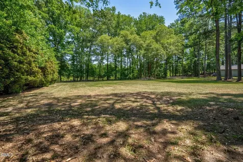 586 Northwoods Country Tarboro NC 27886