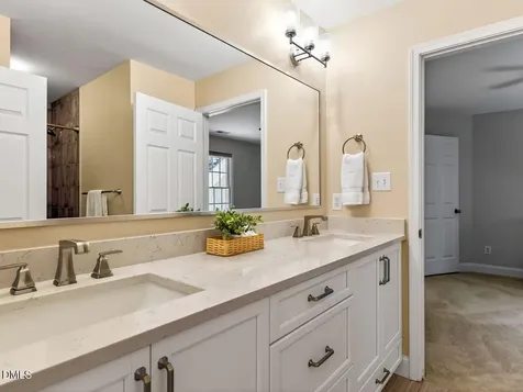 104 Beeston Court Cary NC 27519