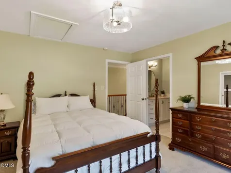 104 Beeston Court Cary NC 27519
