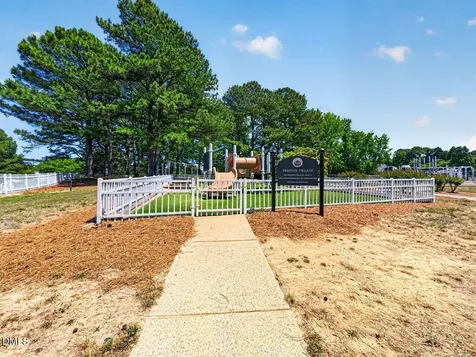 104 Beeston Court Cary NC 27519