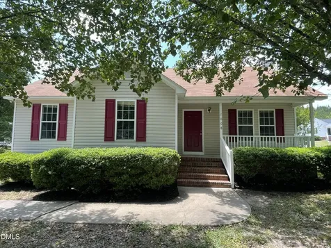 1008 Laurel Leaf Zebulon NC 27597