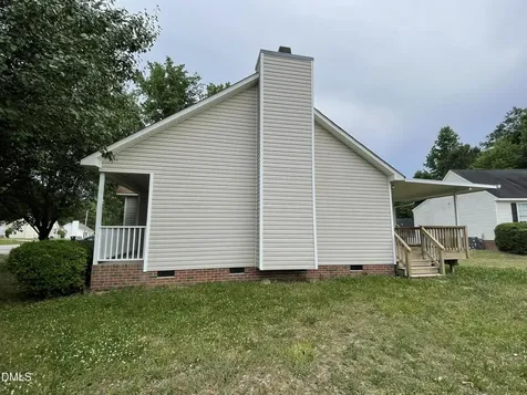 1008 Laurel Leaf Zebulon NC 27597