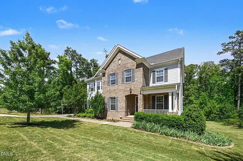 724 Peninsula Forest Place Cary NC 27519