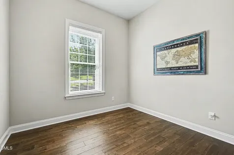 724 Peninsula Forest Place Cary NC 27519