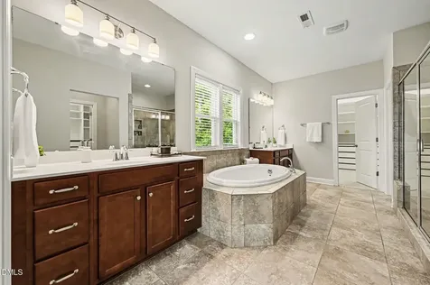 724 Peninsula Forest Place Cary NC 27519