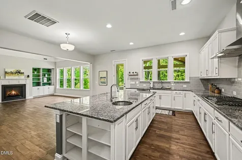 724 Peninsula Forest Place Cary NC 27519