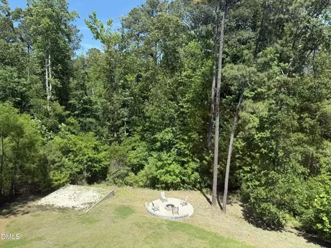 724 Peninsula Forest Place Cary NC 27519