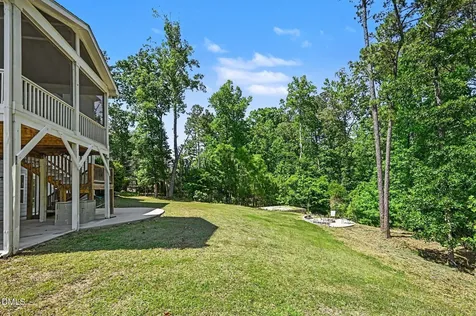 724 Peninsula Forest Place Cary NC 27519