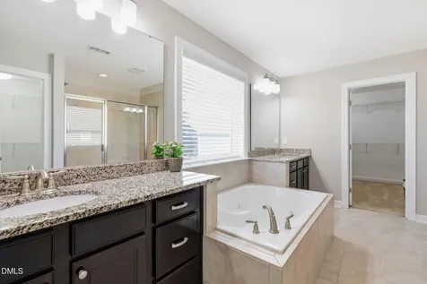 3910 Glorybower Way Apex NC 27502