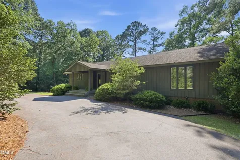 2209 Brookwood Trail Sanford NC 27330
