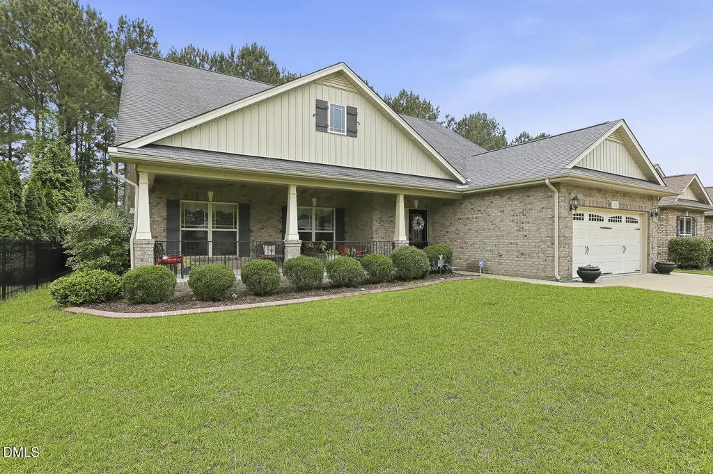 522 Sippihaw Oaks Drive Fuquay Varina NC 27526