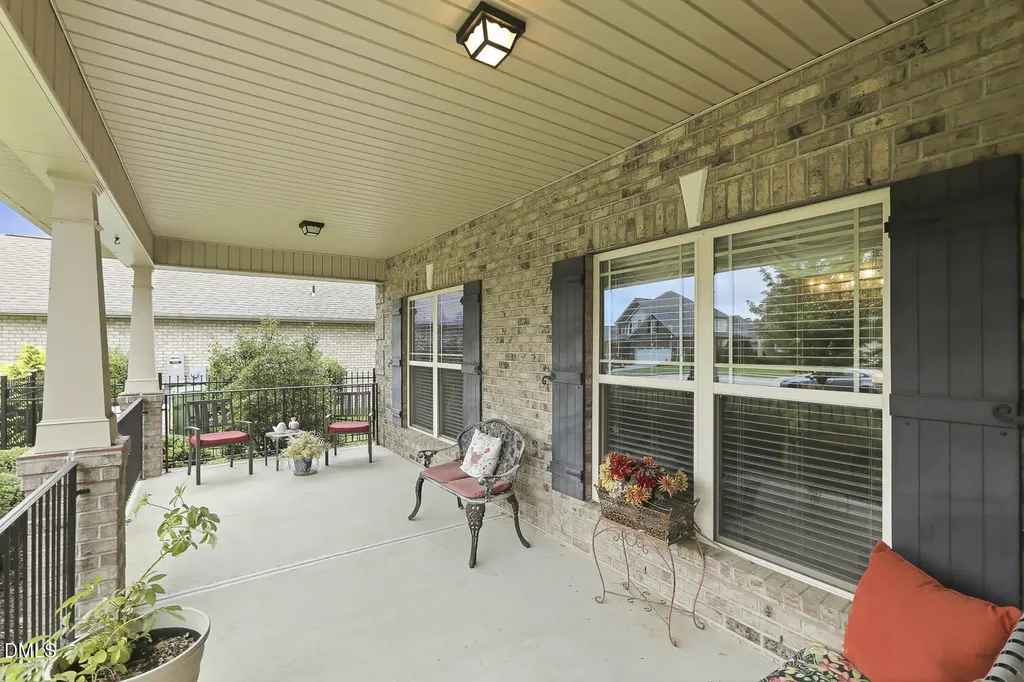 522 Sippihaw Oaks Drive Fuquay Varina NC 27526