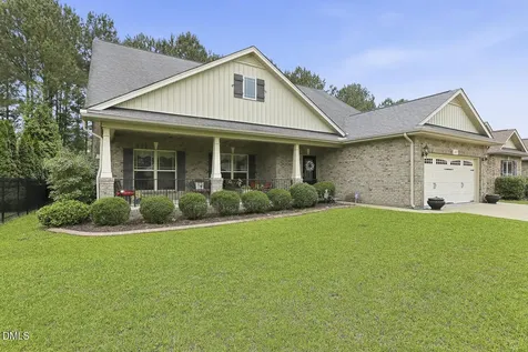 522 Sippihaw Oaks Drive Fuquay Varina NC 27526