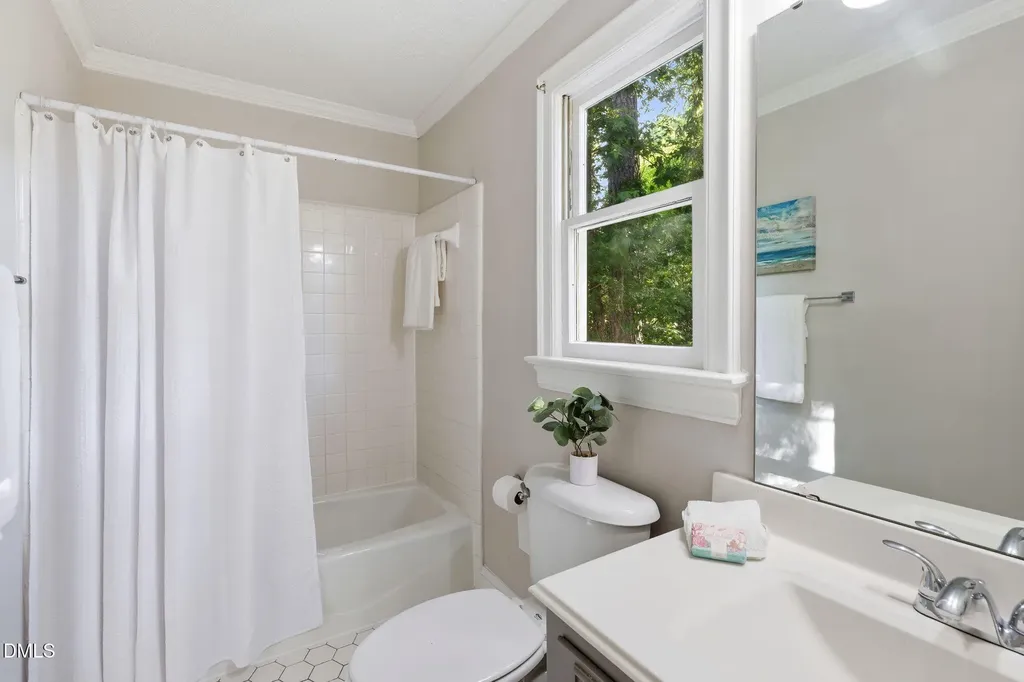 3329 Derbyshire Place Raleigh NC 27604