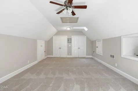 3329 Derbyshire Place Raleigh NC 27604