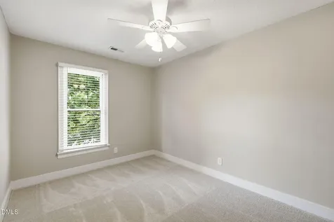 3329 Derbyshire Place Raleigh NC 27604