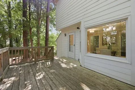 3329 Derbyshire Place Raleigh NC 27604