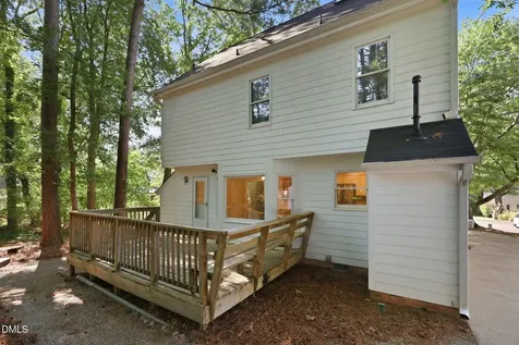 3329 Derbyshire Place Raleigh NC 27604
