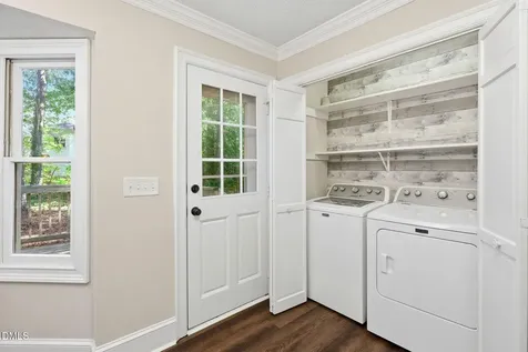 3329 Derbyshire Place Raleigh NC 27604