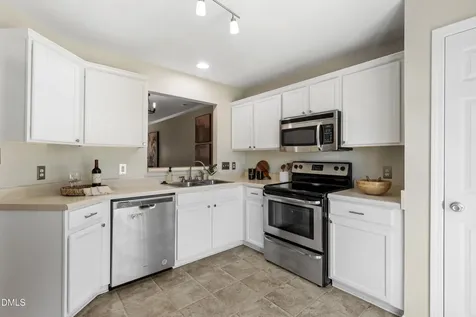 306 Knightsborough Way Apex NC 27502