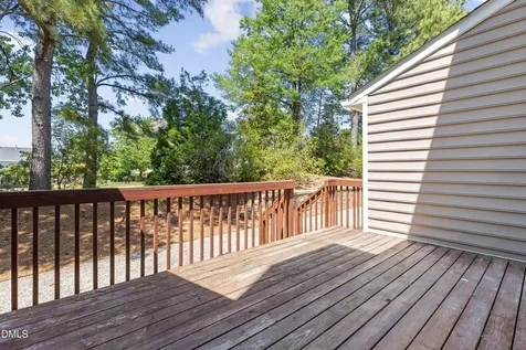 306 Knightsborough Way Apex NC 27502