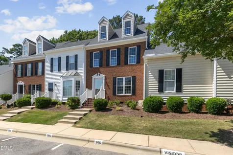 306 Knightsborough Way Apex NC 27502