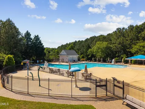 306 Knightsborough Way Apex NC 27502