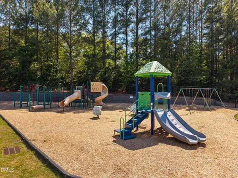 306 Knightsborough Way Apex NC 27502