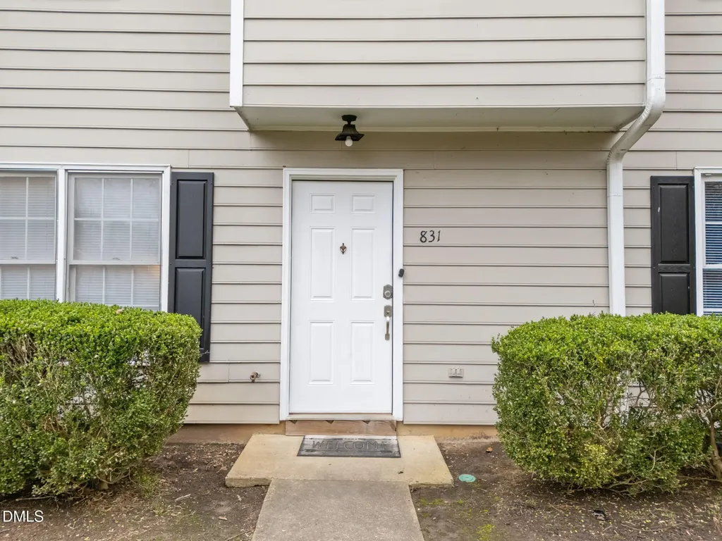 831 Dalewood Drive Raleigh NC 27610