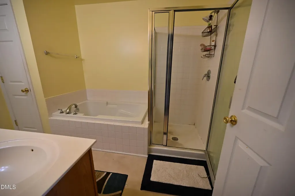 8640 Neuse Landing Lane Raleigh NC 27616