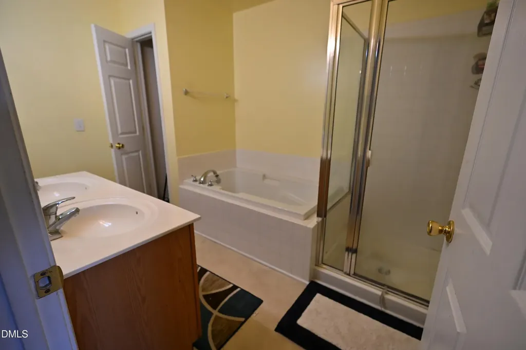 8640 Neuse Landing Lane Raleigh NC 27616