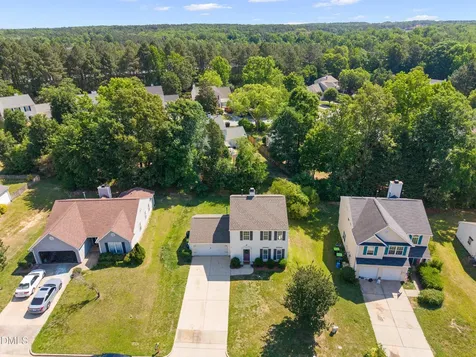 408 Stonecreek Drive Apex NC 27539