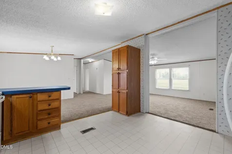 1385 Live Oak Road Coats NC 27521