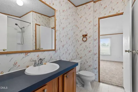 1385 Live Oak Road Coats NC 27521