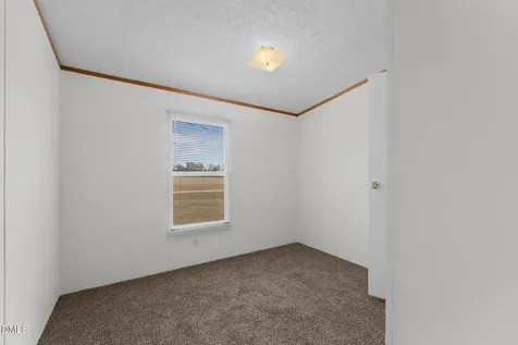 1385 Live Oak Road Coats NC 27521