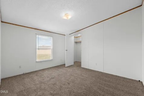 1385 Live Oak Road Coats NC 27521